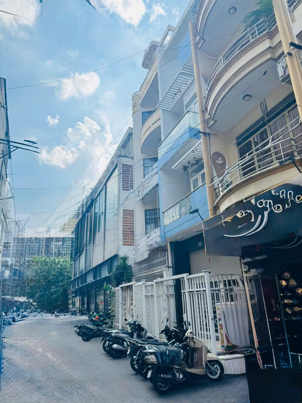 VIP Q.10 – HXH SƯ VẠN HẠNH – 60M2 – NHÀ ĐẸP Ở & KINH DOANH – NHỈNH 19 TỶ.<br><br><br><br>  <br><br><br><br><br><br> - Ảnh 4